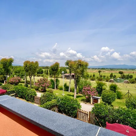 With Swimming Pool In Just 600 Meters From The Aparthotel Mazzanta